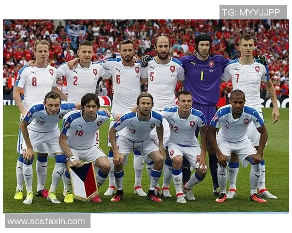 西班牙与捷克足球对决首发阵容分析及战术解读